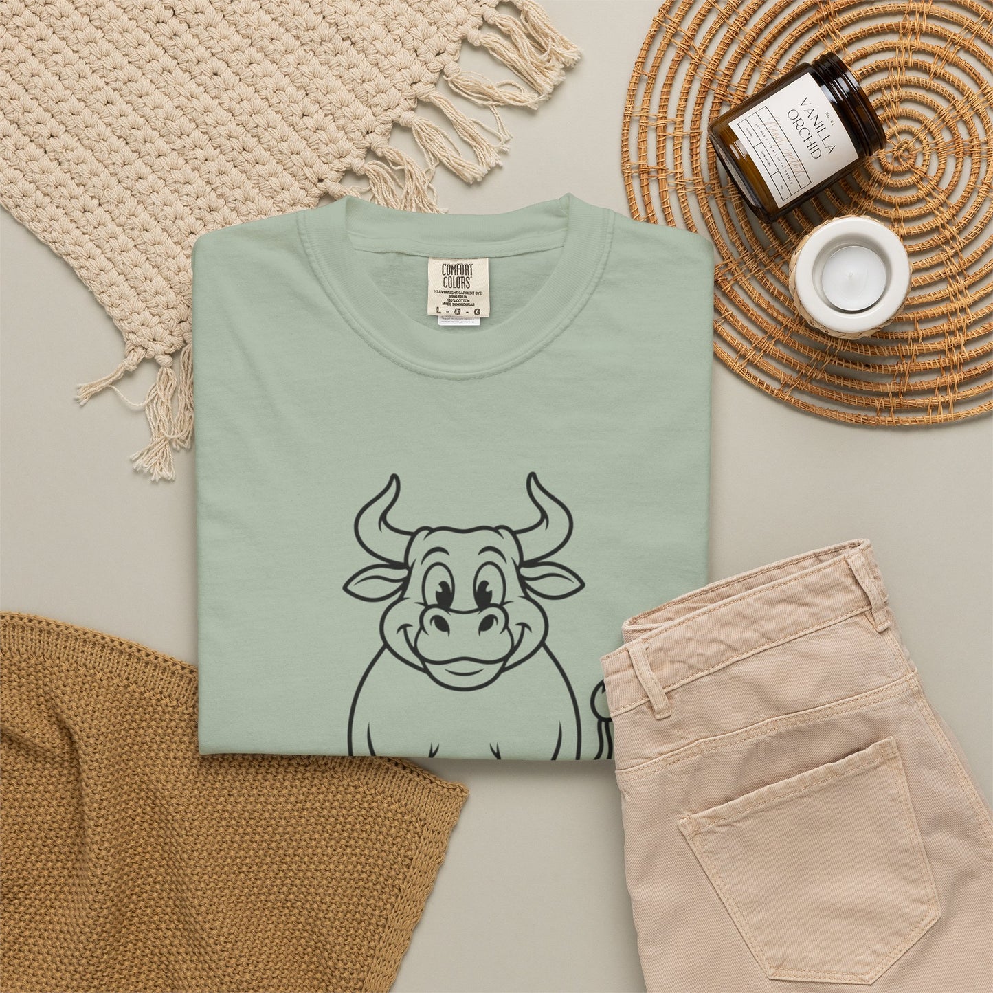 Sitting Bull Cute Cartoon Bull T‑Shirt — Playful Farm Animal Graphic Tee